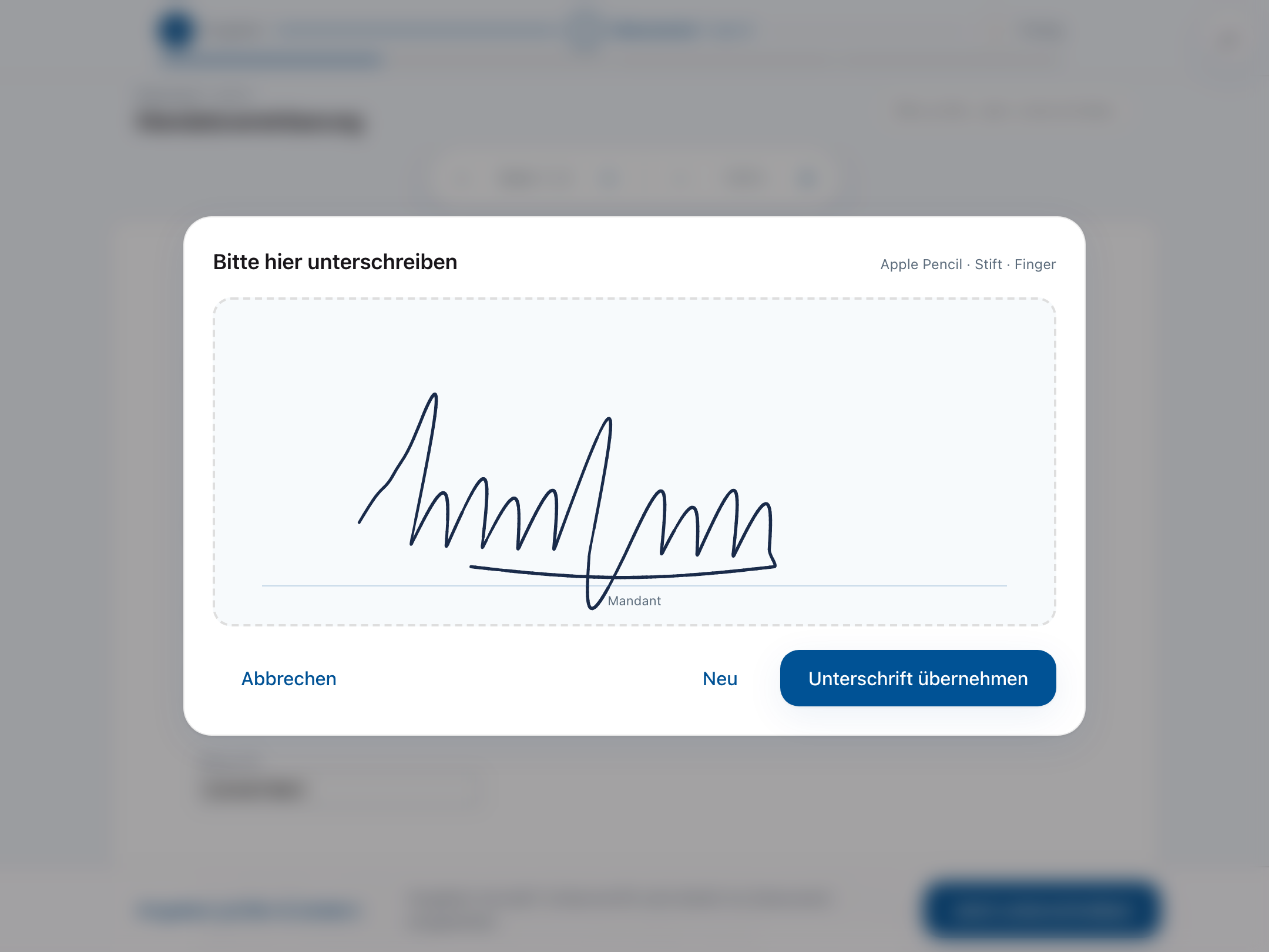 Das Unterschriftenfeld auf dem iPad mit einer handschriftlichen Unterschrift, überschrieben „Bitte hier unterschreiben“ und dem Hinweis „Apple Pencil · Stift · Finger“.